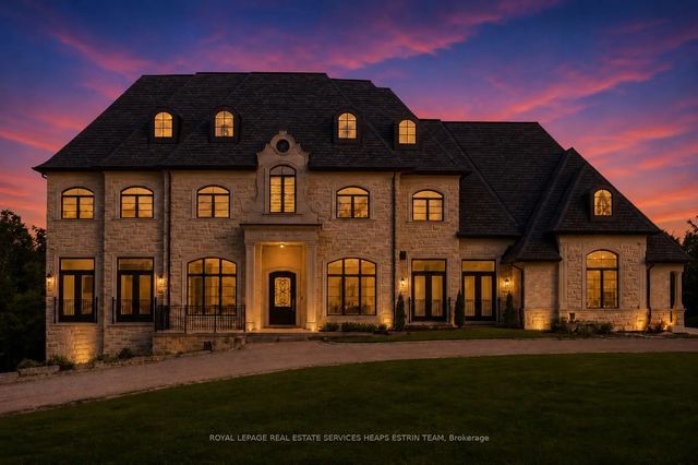 76 Cedar Ridge Road Main Residence, Whitchurch-Stouffville