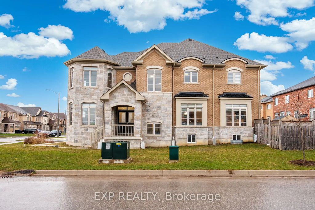 2300 Lozenby Street, Innisfil