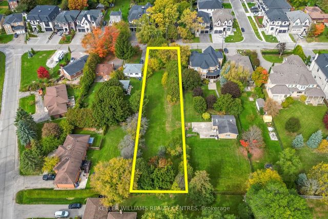 39 Maple Grove Avenue, Richmond Hill