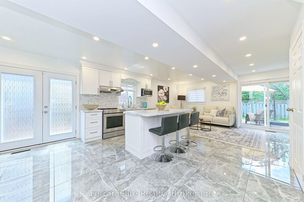 53 Belvedere Crescent, Richmond Hill
