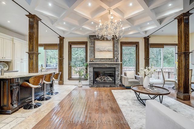 103 Lake Avenue, Richmond Hill