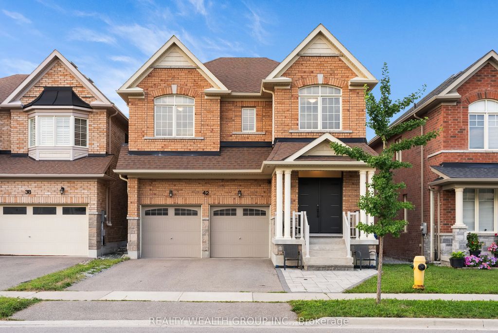 42 Mondial Crescent, East Gwillimbury