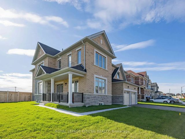 2 Lawrence D. Pridham Avenue, New Tecumseth
