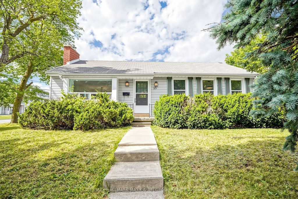 25 Harding Boulevard, Richmond Hill