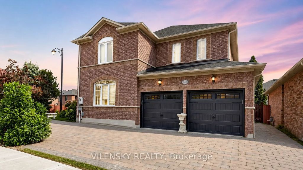 140 Marbella Road, Vaughan