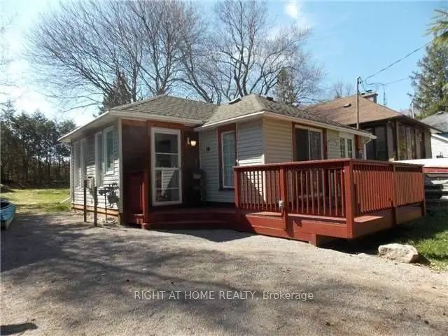 10 Rosehill Drive, Whitchurch-Stouffville
