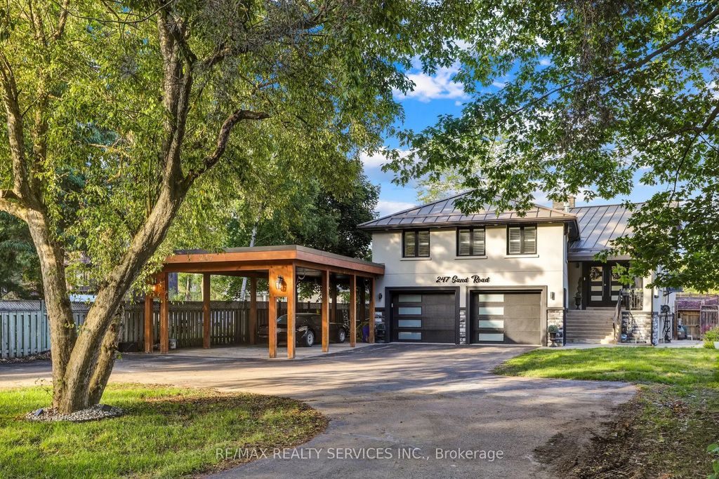 247 Sand Road, East Gwillimbury