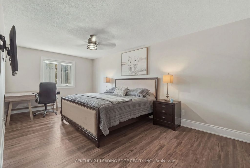 1100 Maclean Street, Innisfil