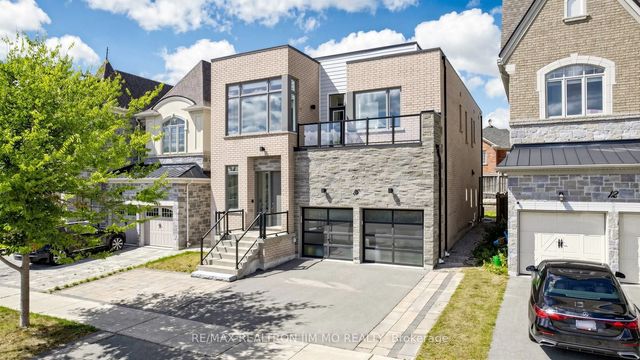 16 Farrell Road, Vaughan