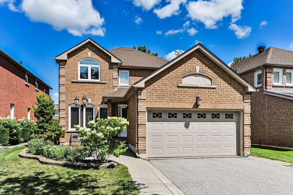 9 Mccoy Court, Richmond Hill