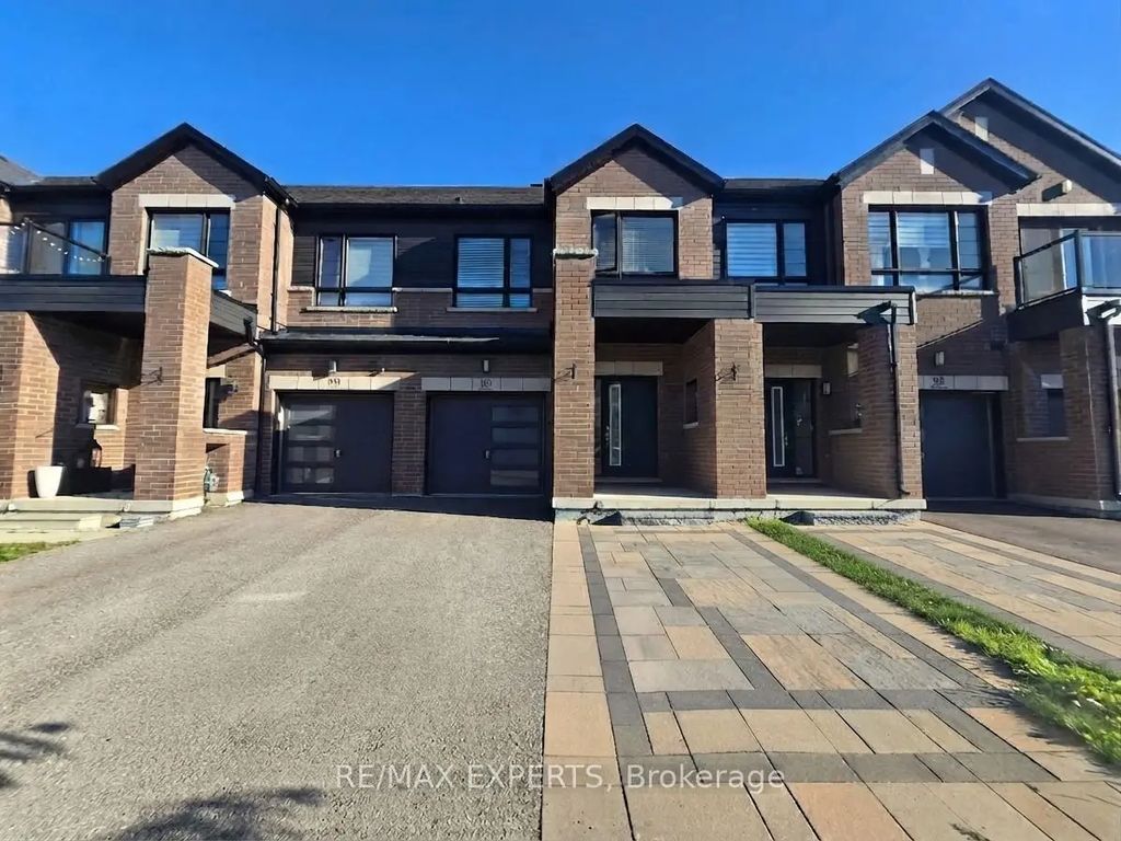 35 Landolfi Way, Bradford West Gwillimbury