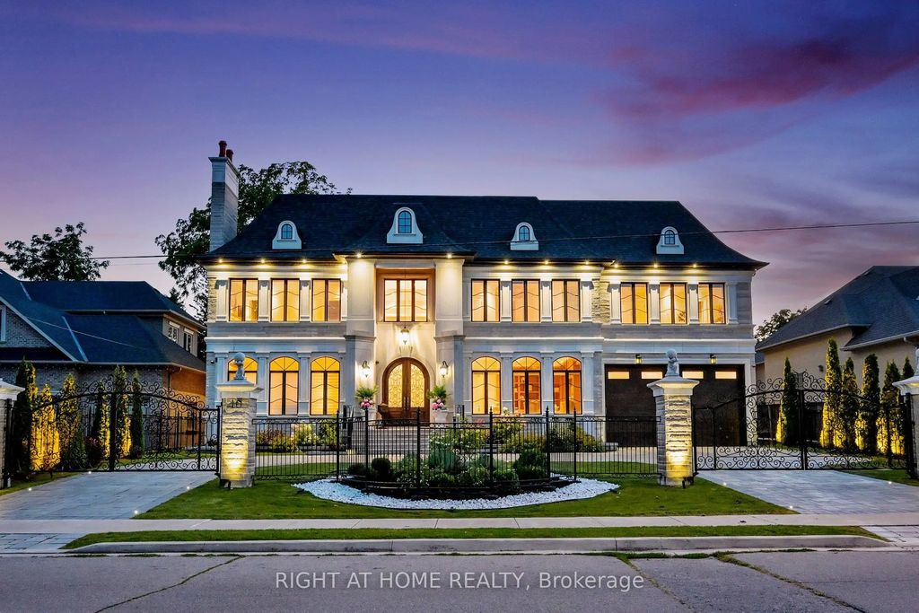 10 Yongeview Avenue, Richmond Hill
