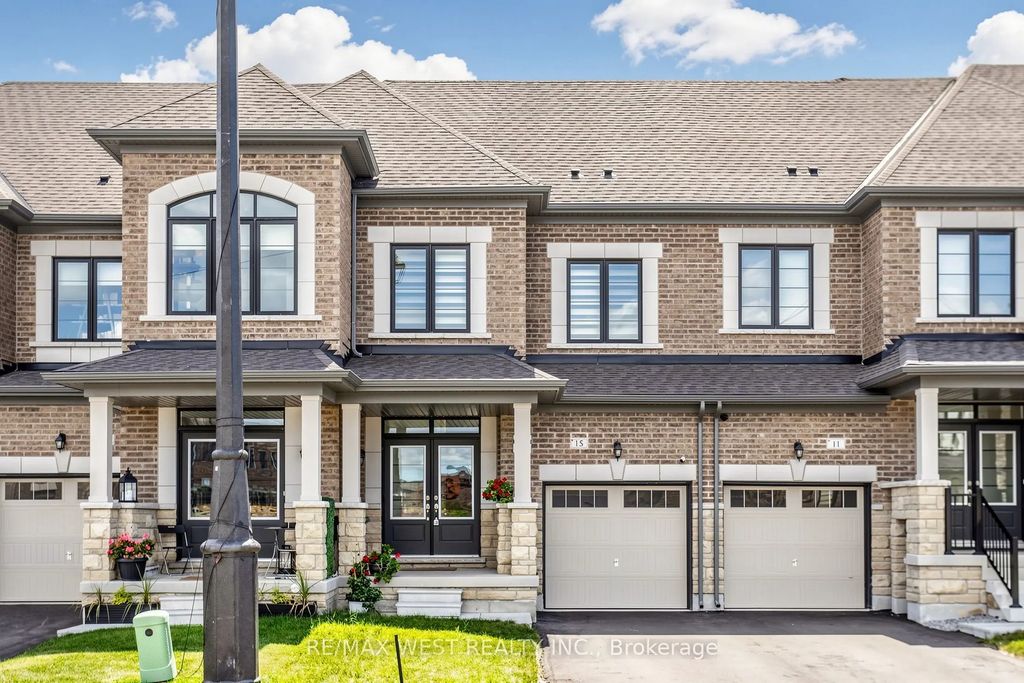 15 Kinloss Street, Vaughan