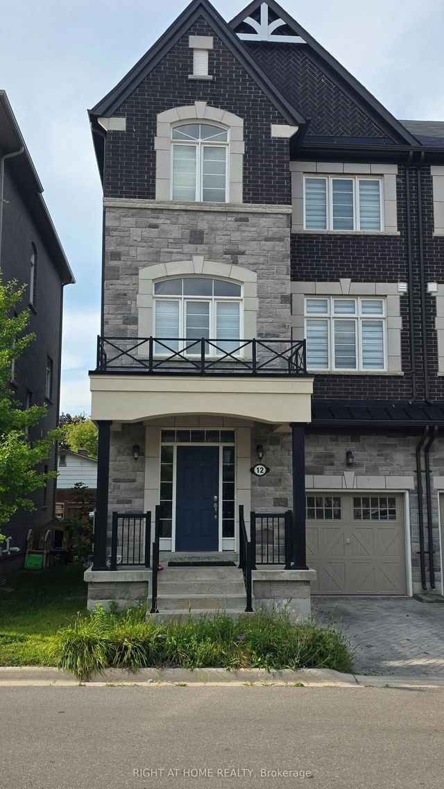 12 Globemaster Lane, Richmond Hill