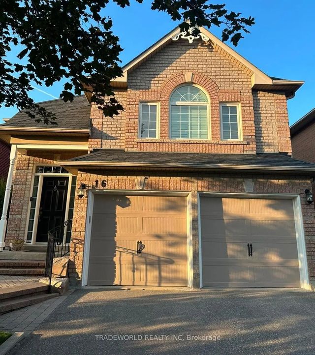 16 Chessman Court, Whitchurch-Stouffville