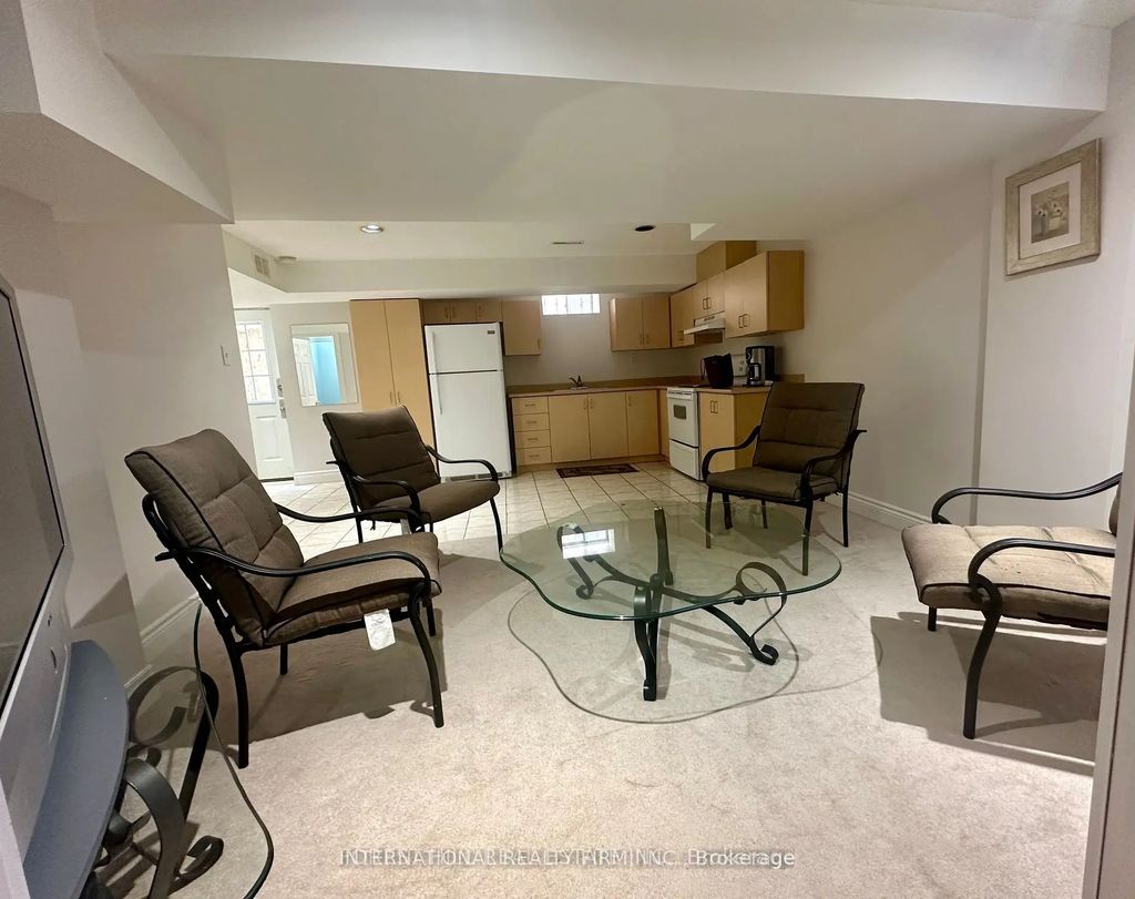 156 Jefferson Forest Drive Basement, Richmond Hill