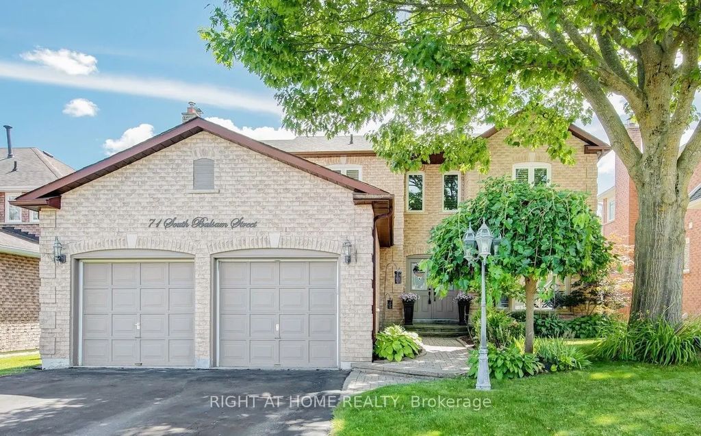 71 South Balsam Street, Uxbridge