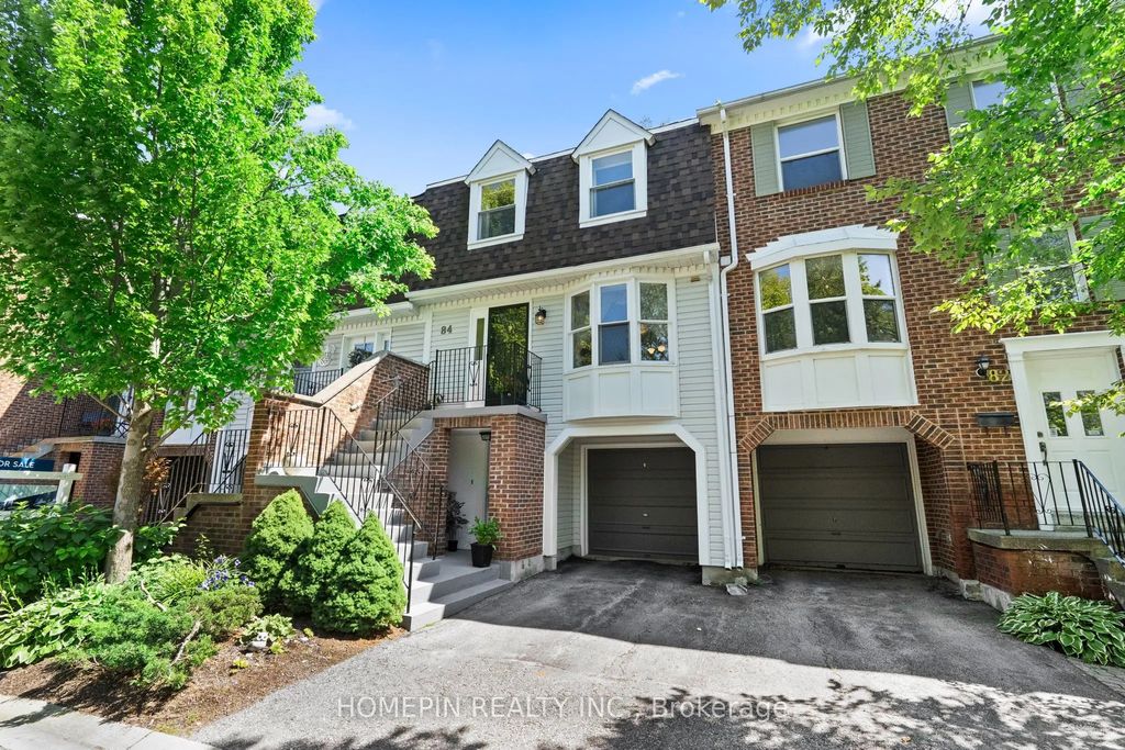 84 Confederation Way, Markham