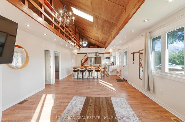 92 Victoria Avenue, Brock
