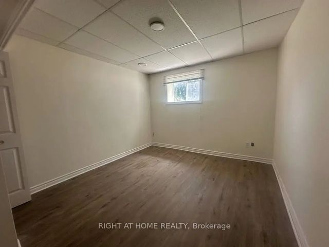 821 10th Line Basement, Innisfil