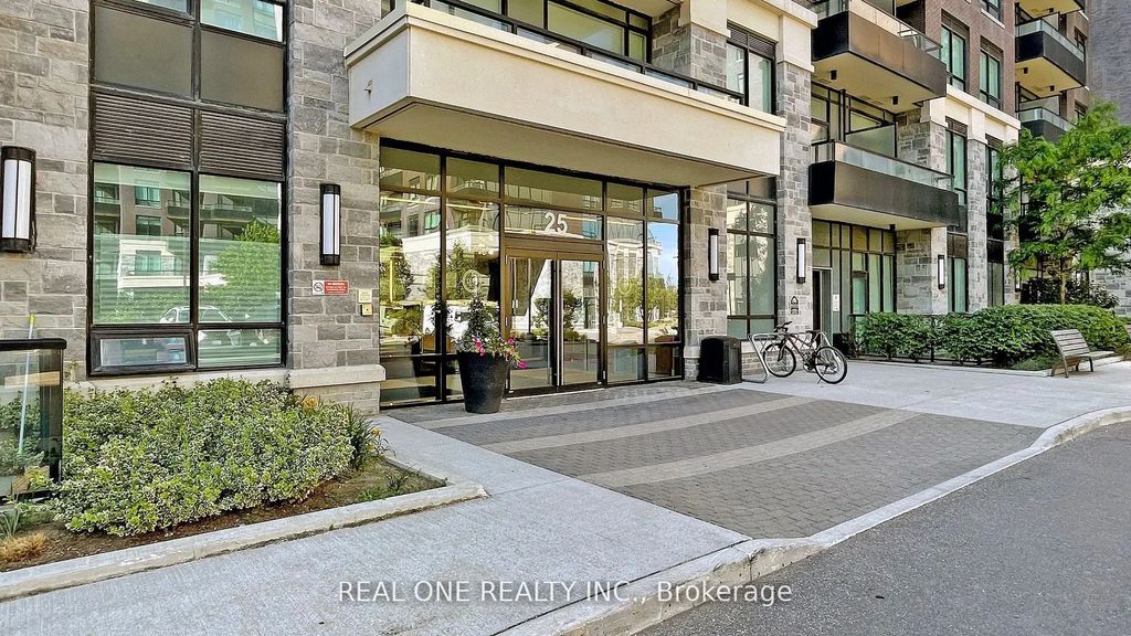 25 Water Walk Drive Rg22, Markham