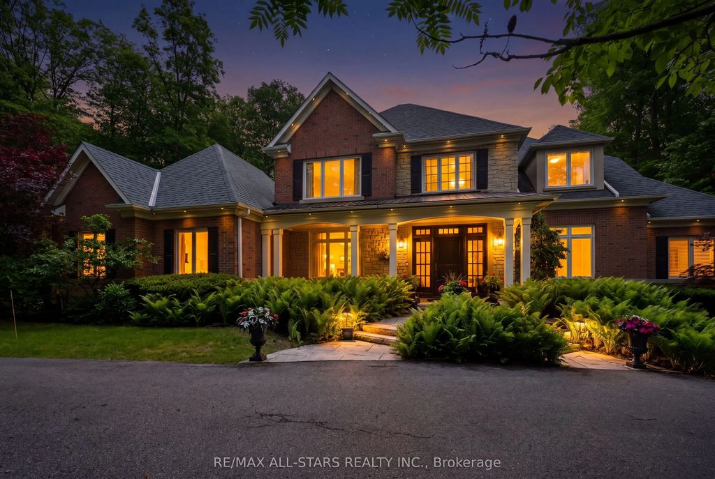 3 Bridgewater Drive, Richmond Hill