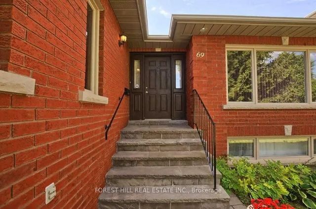 69 Oxford Street, Richmond Hill