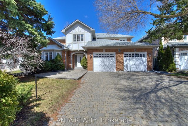 22 Chiltern Hill, Richmond Hill