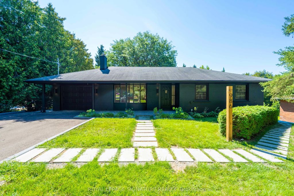 986 Srigley Street Unit A, Newmarket