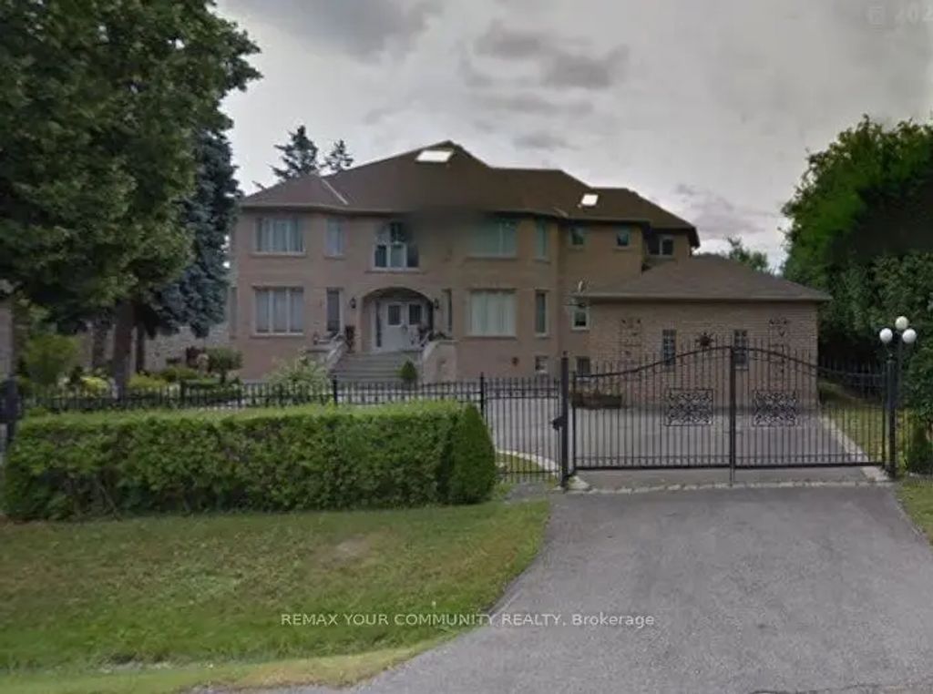 137 Arnold Avenue, Vaughan
