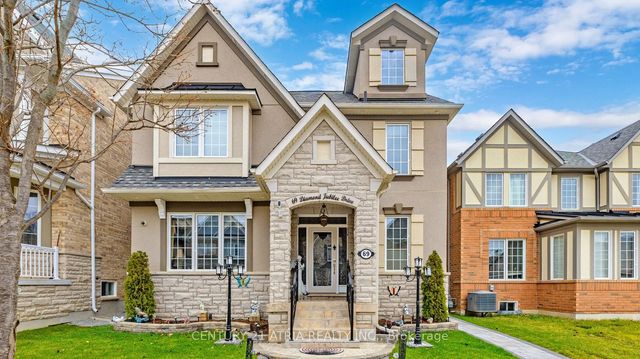69 Diamond Jubilee Drive, Markham
