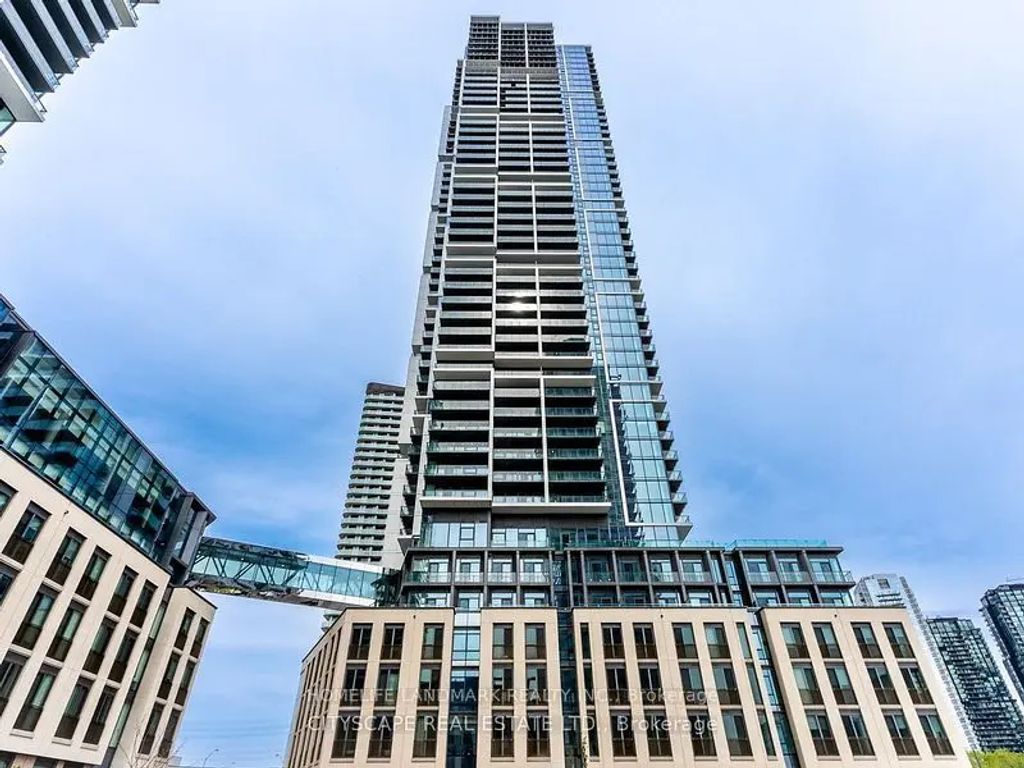 7890 Jane Street 1812, Vaughan