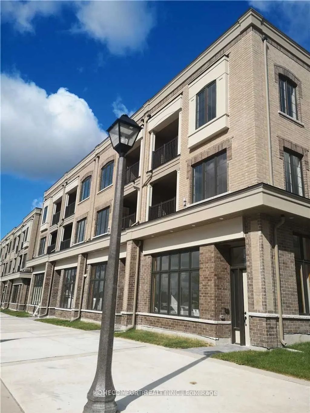 22 Nipigon Avenue, Markham