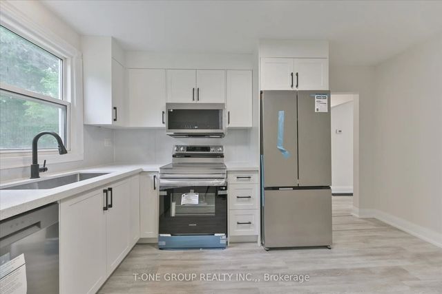 18160 Leslie Street, East Gwillimbury