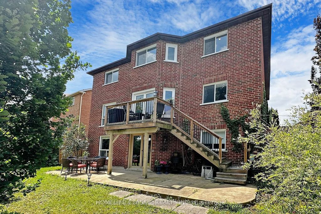 267 Savage Road Lower Level, Newmarket