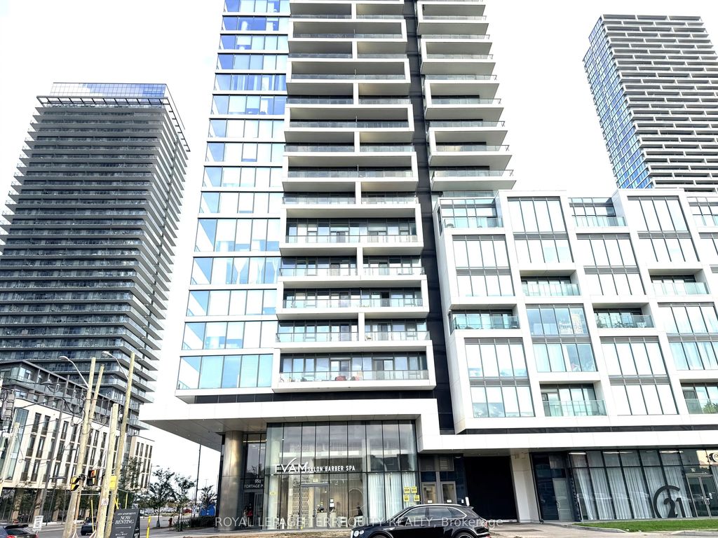 950 Portage Parkway 5215, Vaughan
