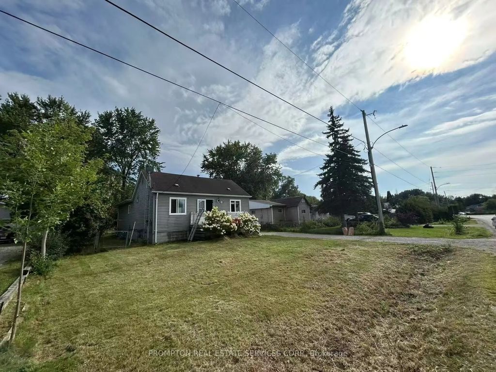 377 Walter Drive, Georgina