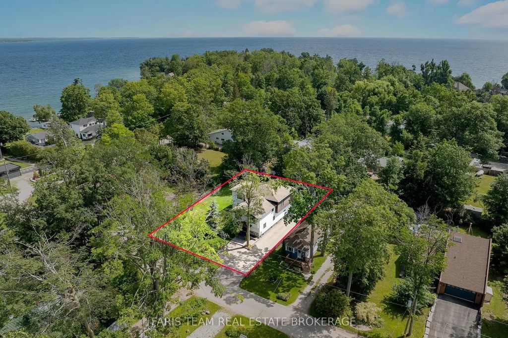 3951 Alberta Avenue, Innisfil