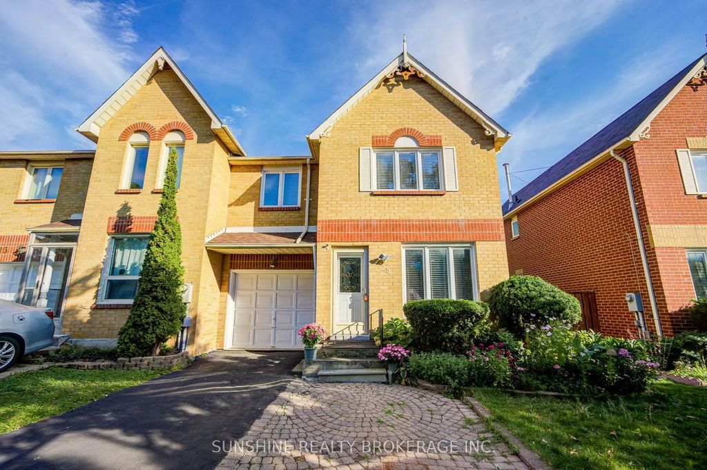 25 Rachel Crescent, Markham