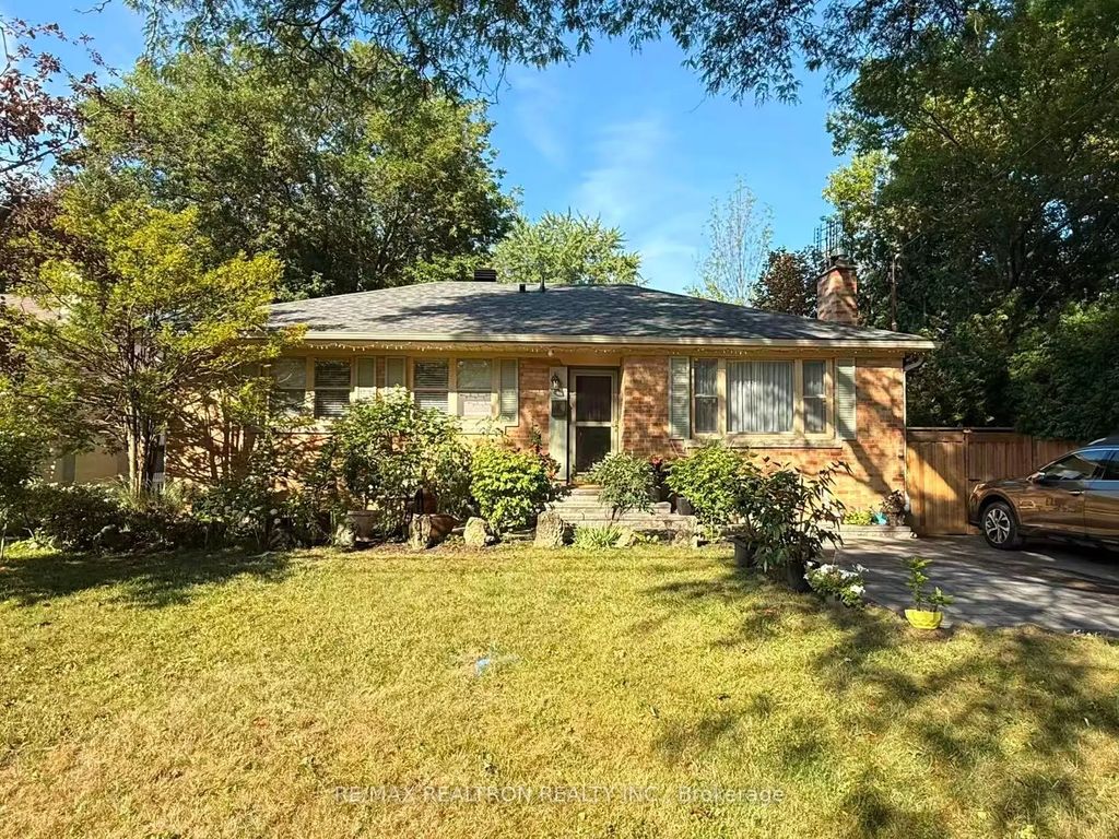 68 Bridgeport Street Bsmt, Richmond Hill