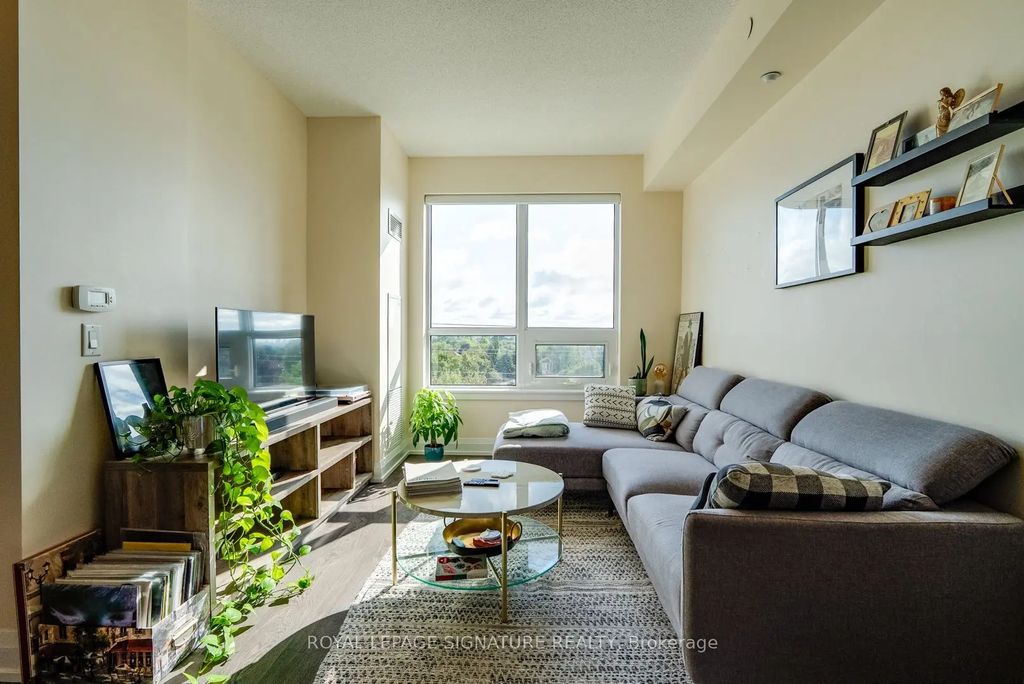 7900 Bathurst Street 518, Vaughan