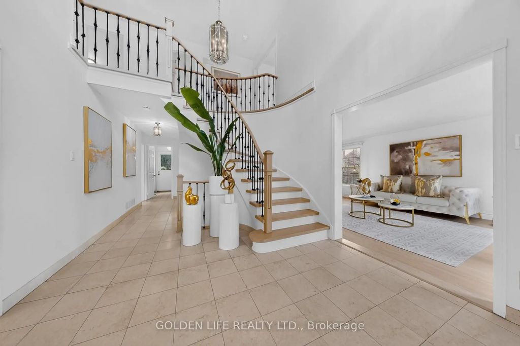 186 Carlton Road, Markham