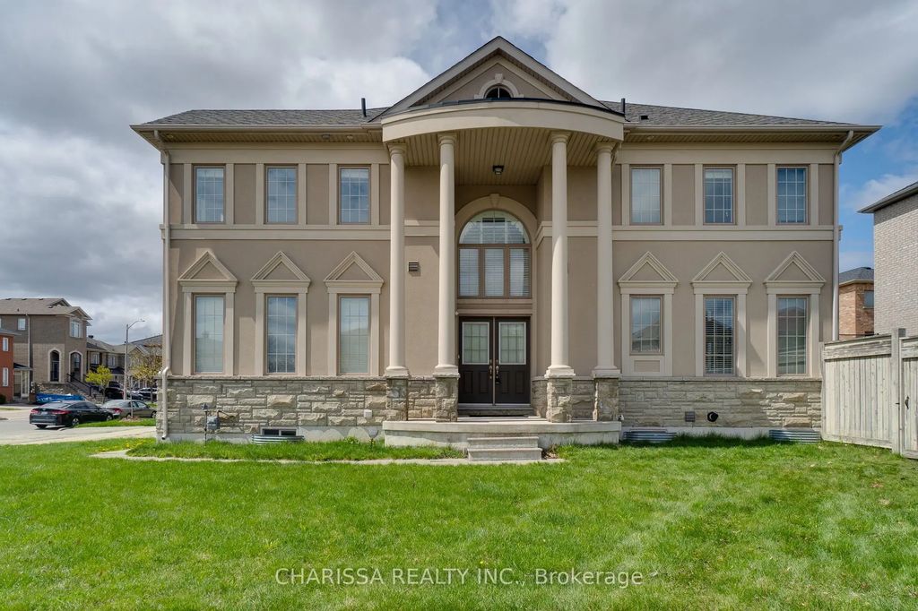 2 Hawstone Road, Vaughan