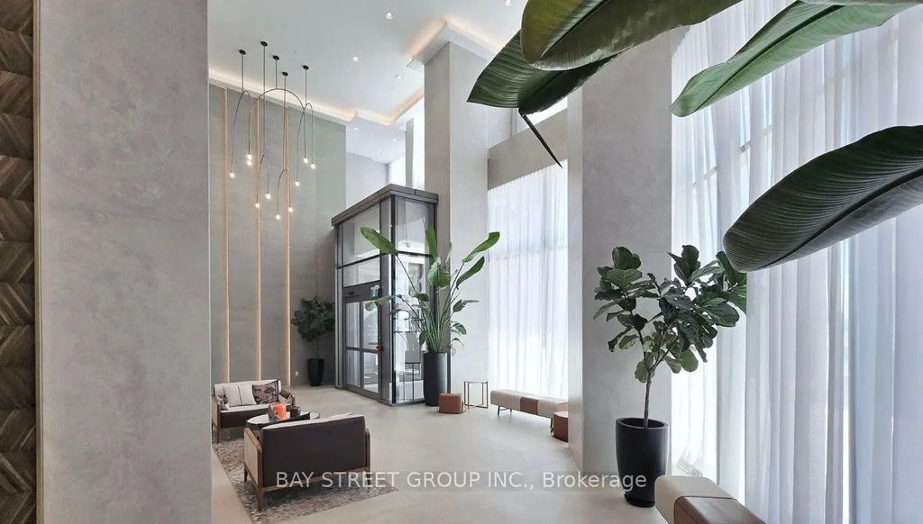 1000 Portage Parkway 3109, Vaughan