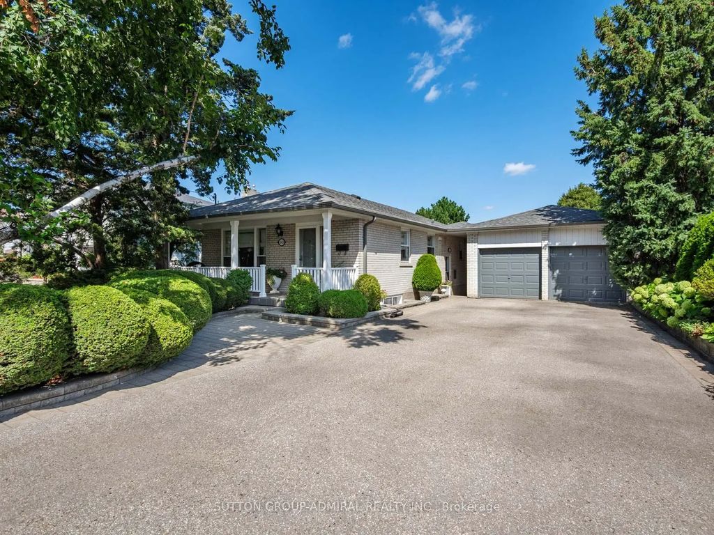 143 Dudley Avenue, Markham