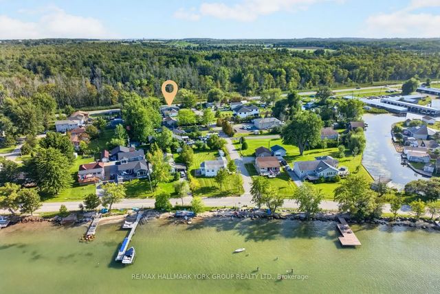 815 Lagoon Drive, Georgina