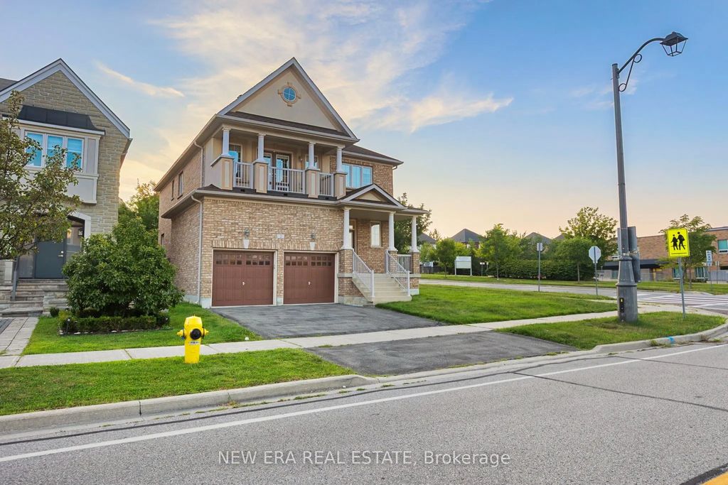 2 Lady Valentina Avenue, Vaughan
