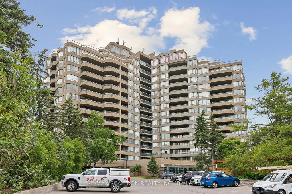 610 Bullock Drive 1215, Markham