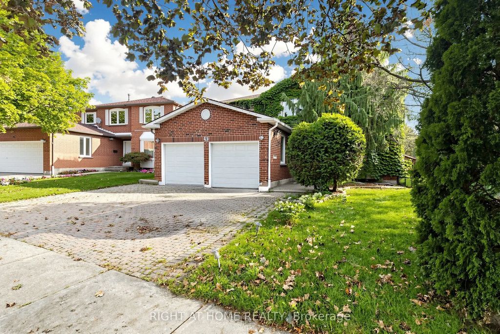 43 Topham Crescent, Richmond Hill