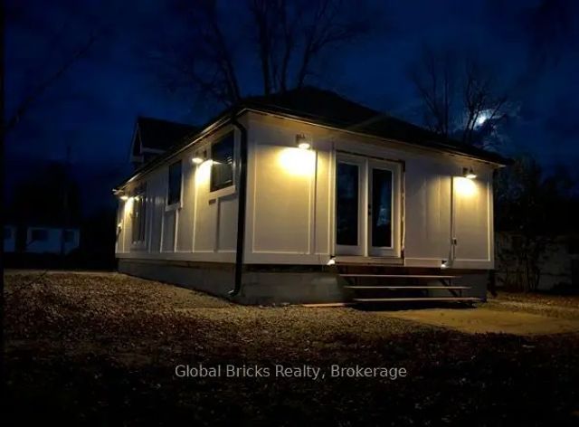 899 Maplewood Drive, Innisfil